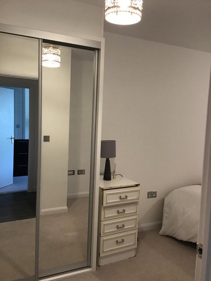 En-Suite Double Room In A Shared Apartment Close To Central 런던 외부 사진