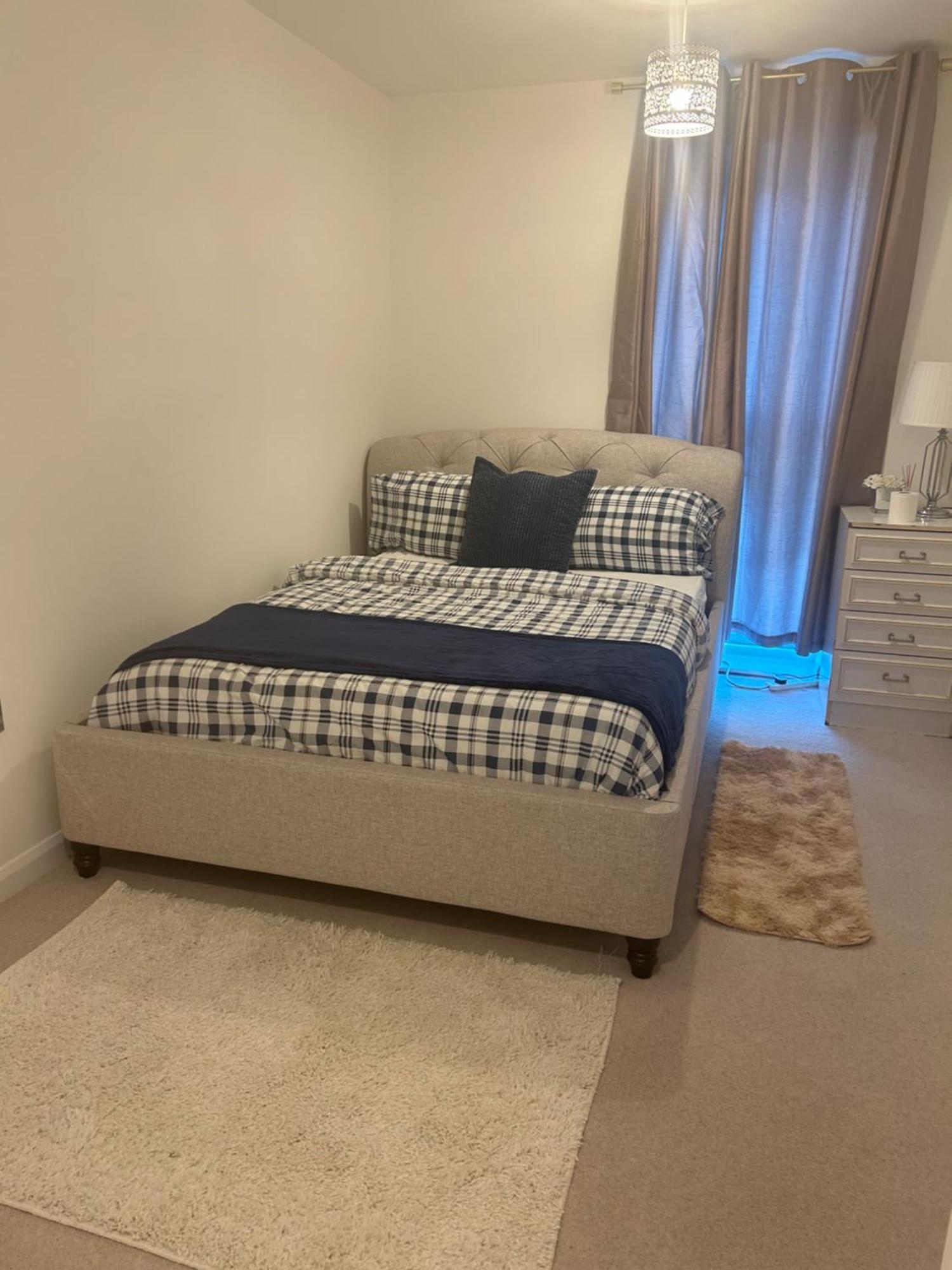 En-Suite Double Room In A Shared Apartment Close To Central 런던 외부 사진